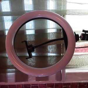 Tiktok light ring